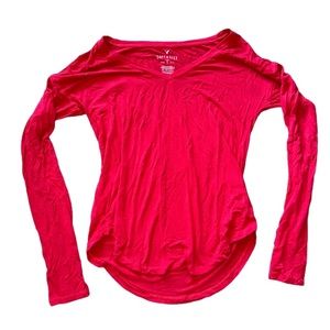 RED AMERICAN EAGLE LONGSLEEVE